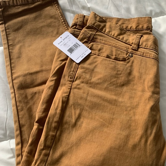 New Free People ivory coast tan spanish oak sateen crop jeans Size 29 $55 - Picture 2 of 7